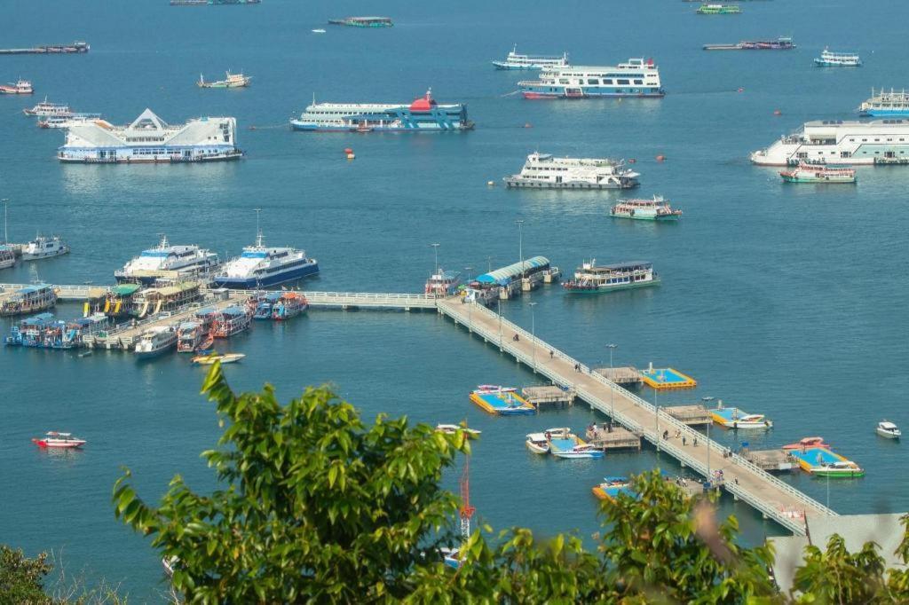 Hotel Lk Celestite Pattaya Exterior foto