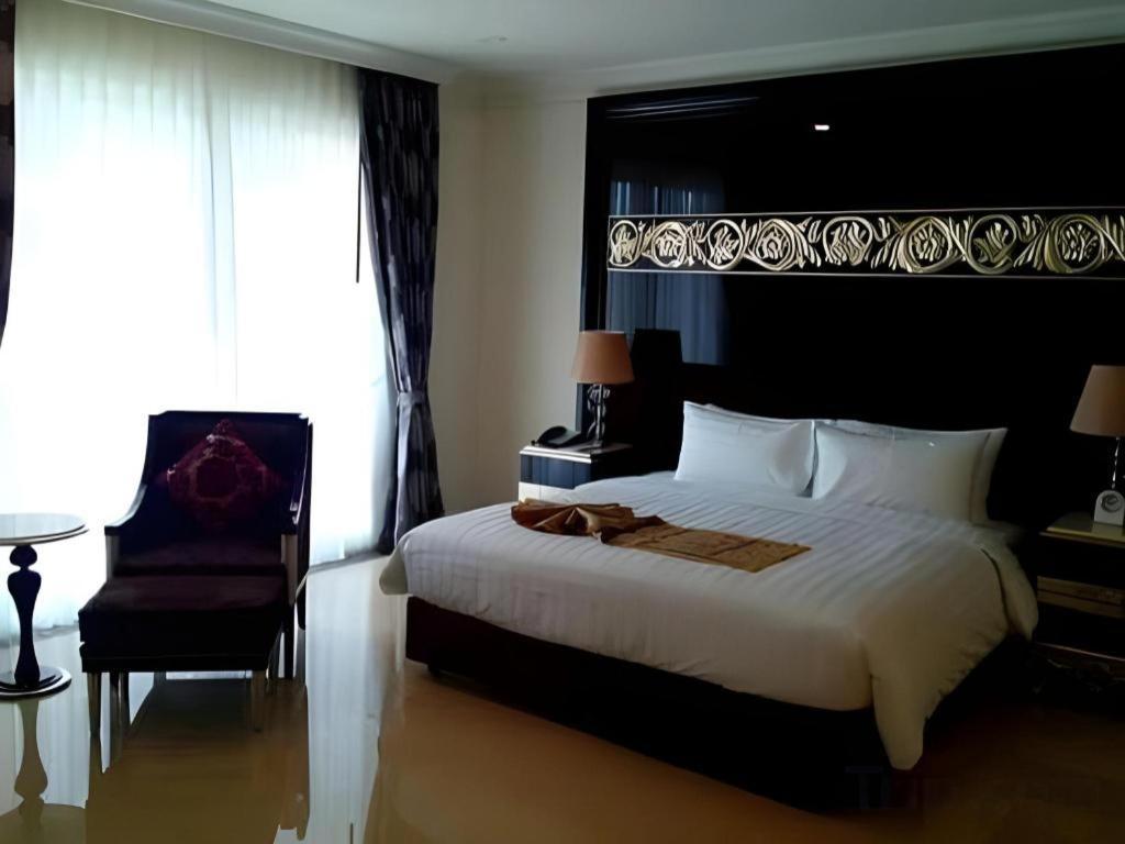 Hotel Lk Celestite Pattaya Exterior foto
