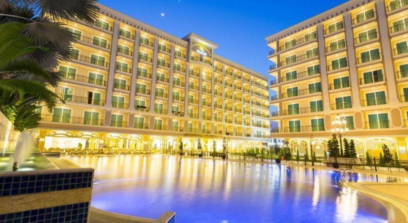 Hotel Lk Celestite Pattaya Exterior foto