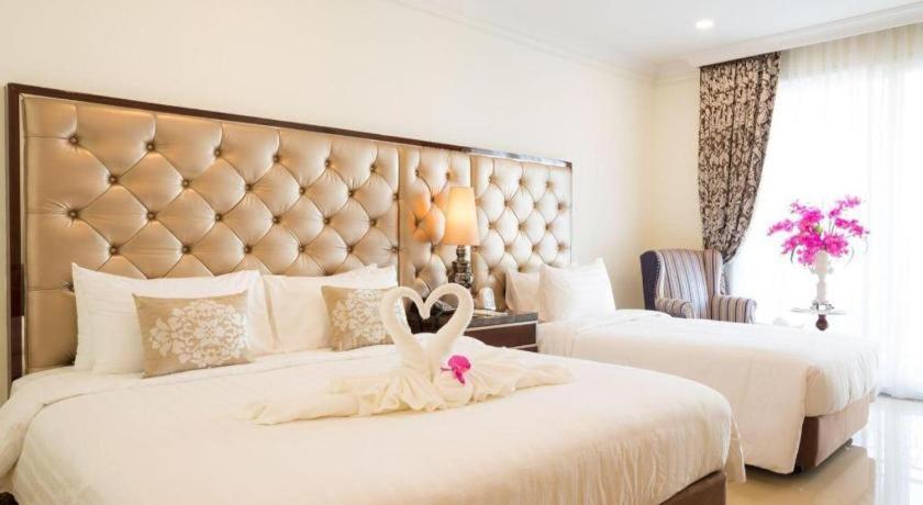 Hotel Lk Celestite Pattaya Exterior foto